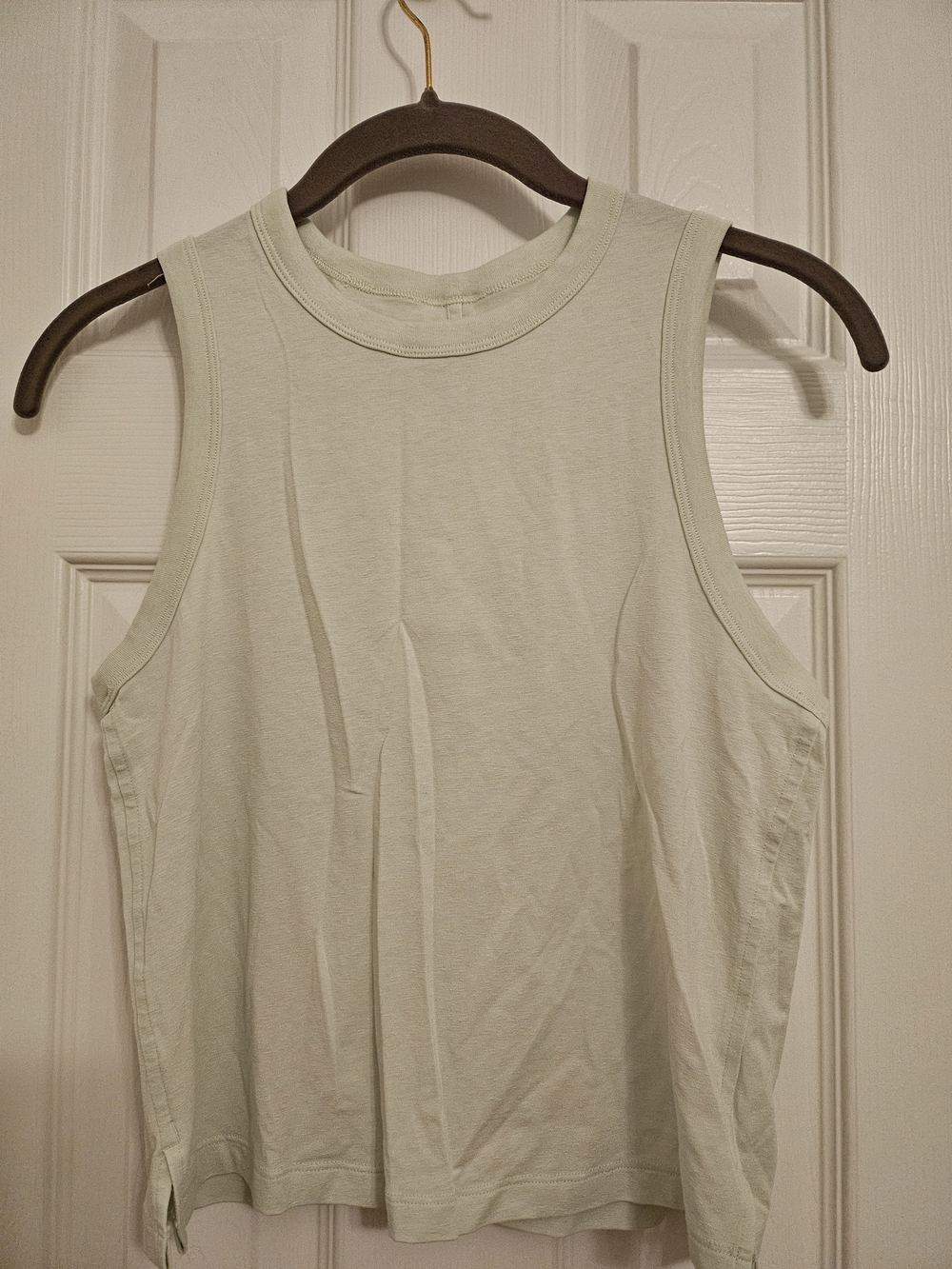 Lululemon Athletica Light Mint Crew Neck Cropped Tank.